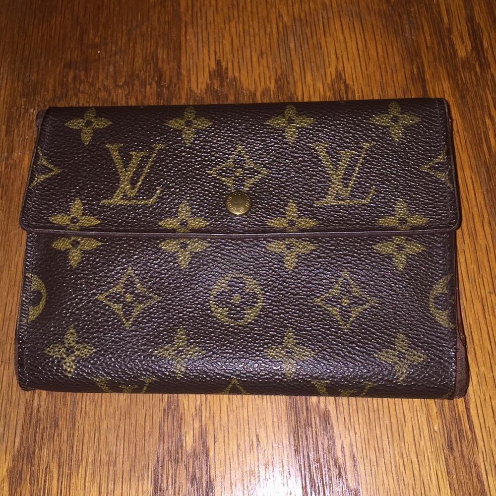 Authentic Louis Vuitton wallet
